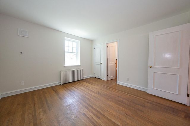 219 OXFORD RD, Havertown, PA 19083