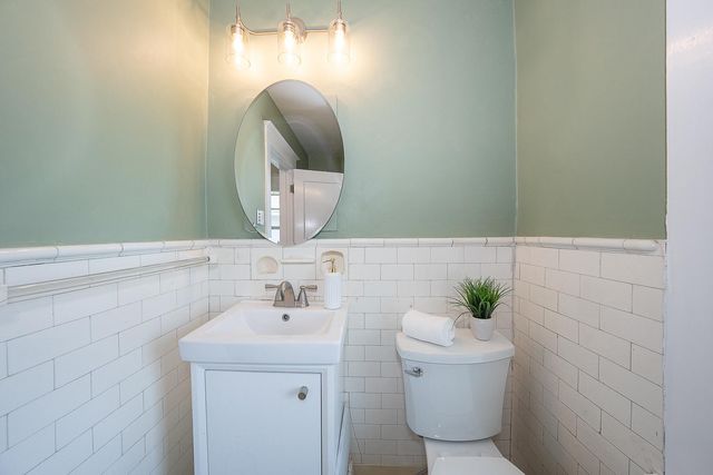 219 OXFORD RD, Havertown, PA 19083