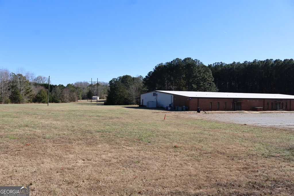 225 Clover Avenue, Comer, GA 30629 — photo 4