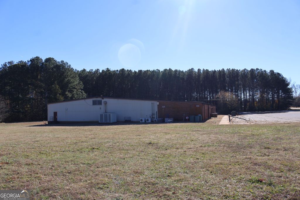 225 Clover Avenue, Comer, GA 30629 — photo 5
