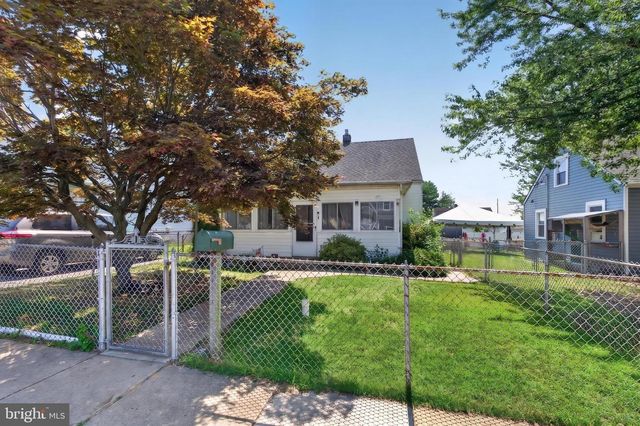 6 AVENAL RD, Baltimore, MD 21221