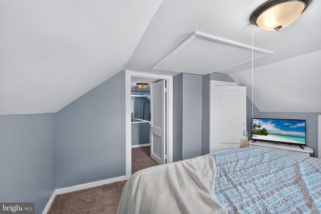 6 AVENAL RD, Baltimore, MD 21221