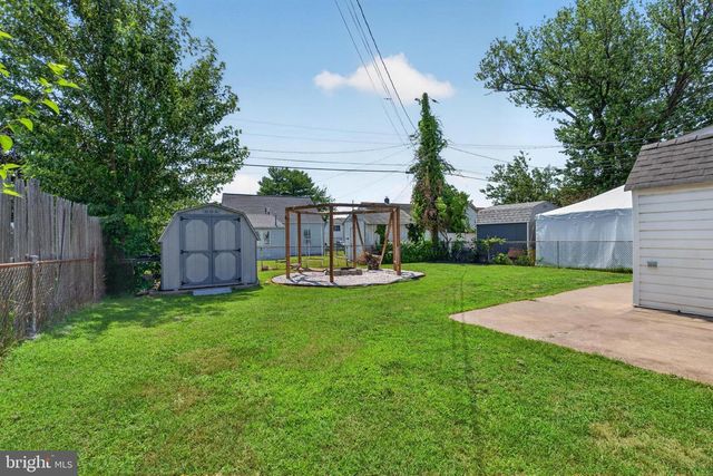 6 AVENAL RD, Baltimore, MD 21221