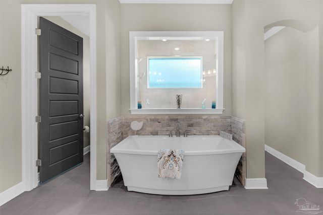 6438 Ledgestone Ct, Pensacola, FL 32526