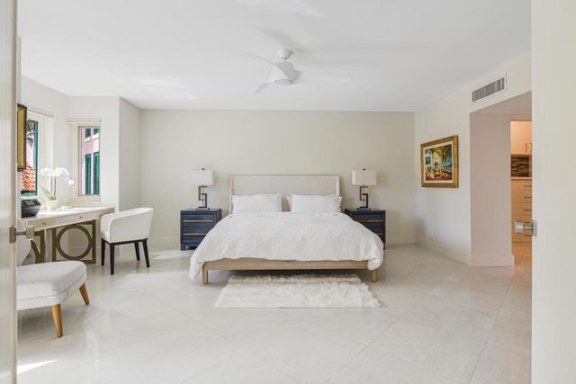 100 SE 5th Avenue 305, Boca Raton, FL 33432