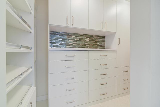 100 SE 5th Avenue 305, Boca Raton, FL 33432