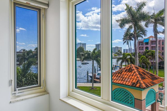 100 SE 5th Avenue 305, Boca Raton, FL 33432