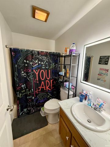 245 E Schlomer Road, Vincennes, IN 47591