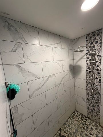 245 E Schlomer Road, Vincennes, IN 47591