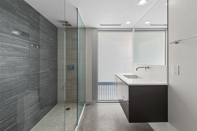 201 E Washington Street 701, Iowa City, IA 52240