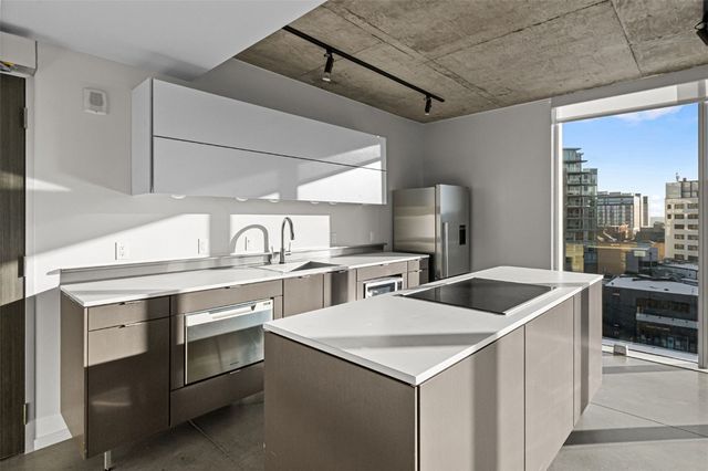 201 E Washington Street 701, Iowa City, IA 52240