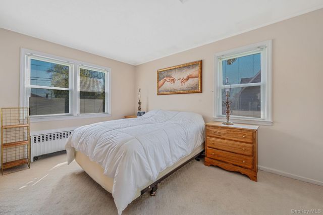 1672 Eyre Place, North Bellmore, NY 11710