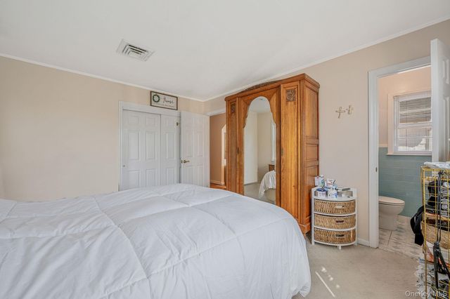 1672 Eyre Place, North Bellmore, NY 11710