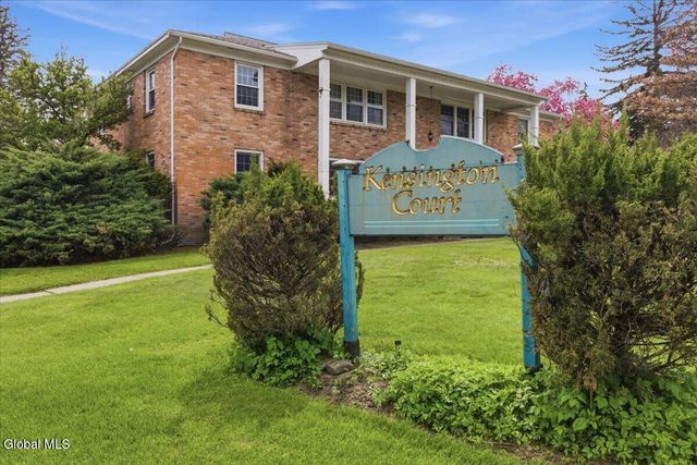 11 Kensington Court APT 4, Bethlehem, NY 12054