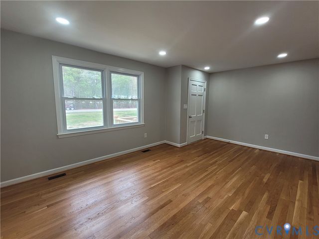 12912 Gravelbrook Rd, Prince George, VA 23805