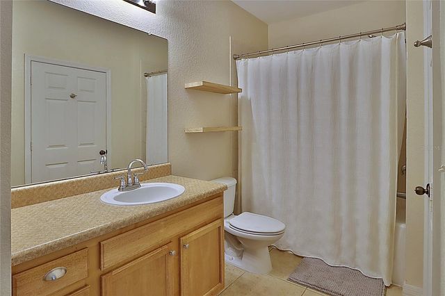 2407 COURTNEY MEADOWS COURT 103, Tampa, FL 33619