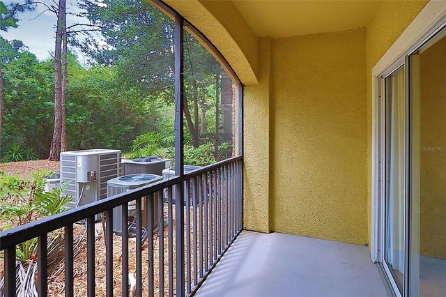 2407 COURTNEY MEADOWS COURT 103, Tampa, FL 33619