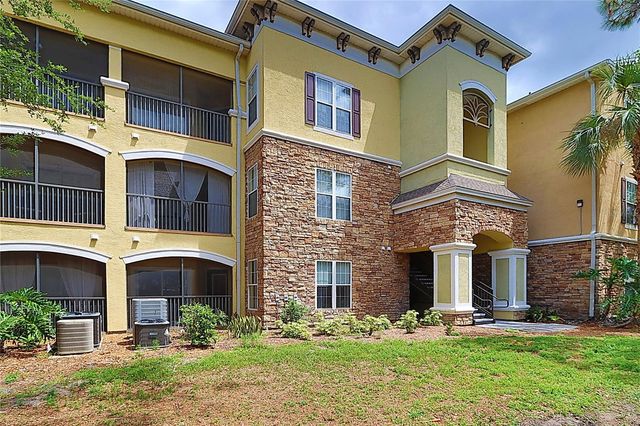 2407 COURTNEY MEADOWS COURT 103, Tampa, FL 33619