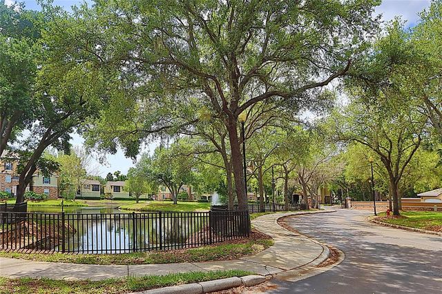 2407 COURTNEY MEADOWS COURT 103, Tampa, FL 33619