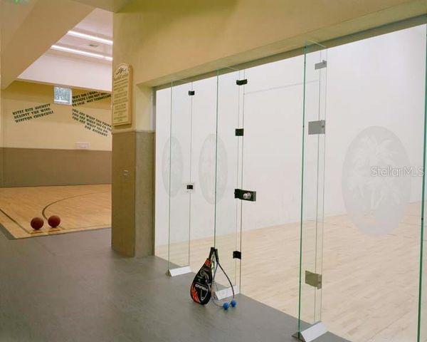 2407 COURTNEY MEADOWS COURT 103, Tampa, FL 33619