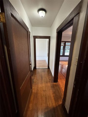 1612 Heights Boulevard B, Houston, TX 77008