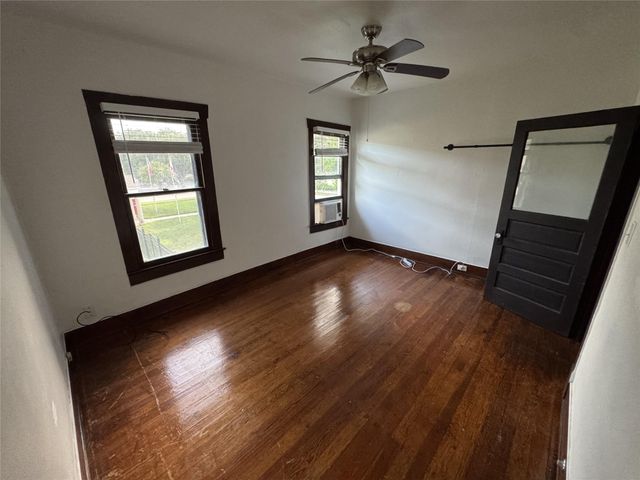 1612 Heights Boulevard B, Houston, TX 77008