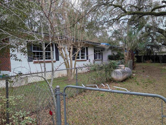3425 Laura Street, Tallahassee, FL 32305