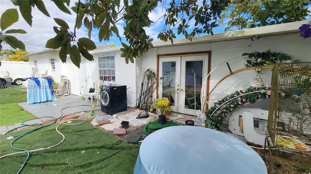 20022 SW 118th Ave, Miami, FL 33177