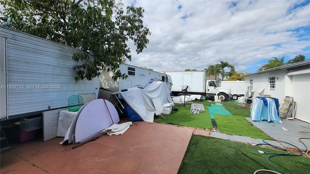 20022 SW 118th Ave, Miami, FL 33177