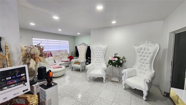 20022 SW 118th Ave, Miami, FL 33177