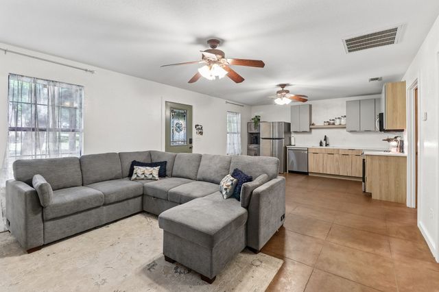 108 Sanchez Creek Court, Weatherford, TX 76088