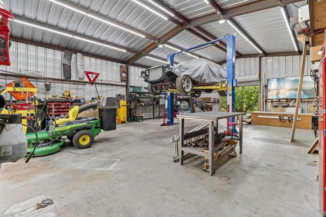 108 Sanchez Creek Court, Weatherford, TX 76088