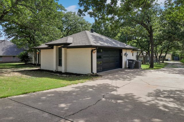 108 Sanchez Creek Court, Weatherford, TX 76088
