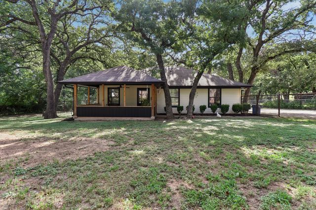 108 Sanchez Creek Court, Weatherford, TX 76088