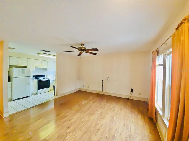 14 HAMILTON HEATH DRIVE B, Tampa, FL 33604