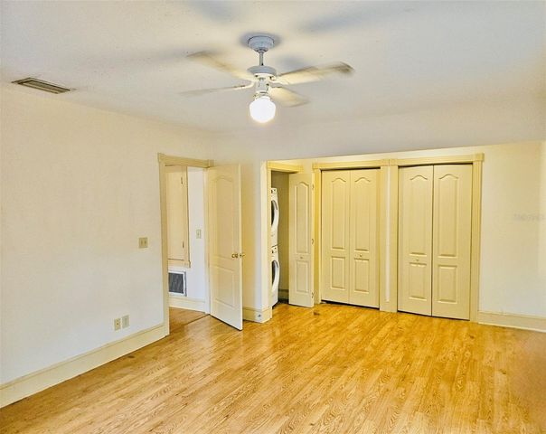 14 HAMILTON HEATH DRIVE B, Tampa, FL 33604