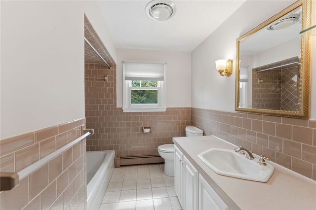 112 Jacksonia Drive, North Providence, RI 02911