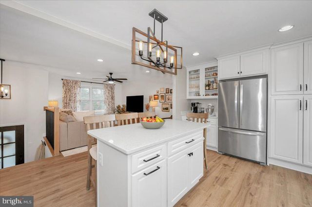 1589 SMILEY DR, New Windsor, MD 21776