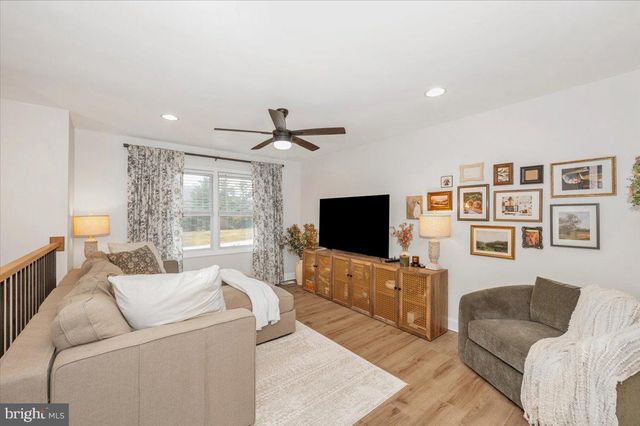 1589 SMILEY DR, New Windsor, MD 21776