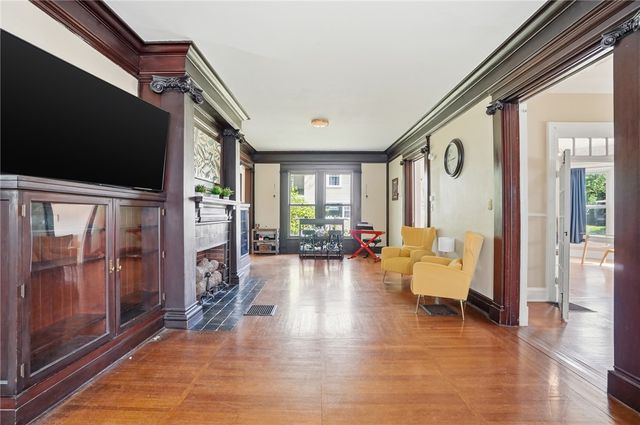 3 E Xenia Drive, Fairborn, OH 45324