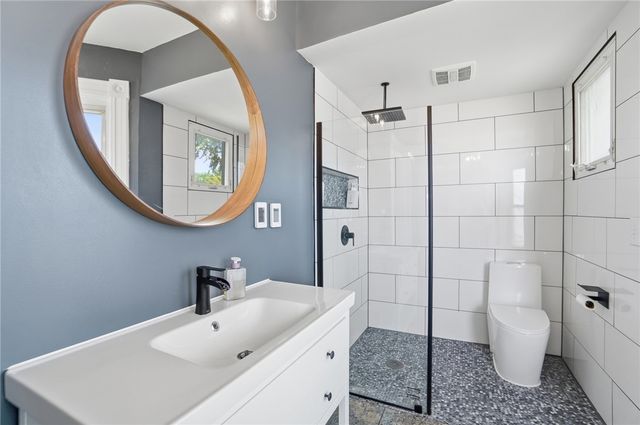 3 E Xenia Drive, Fairborn, OH 45324