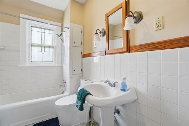 3 E Xenia Drive, Fairborn, OH 45324