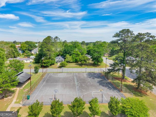 211 E 5th Avenue, Cordele, GA 31015