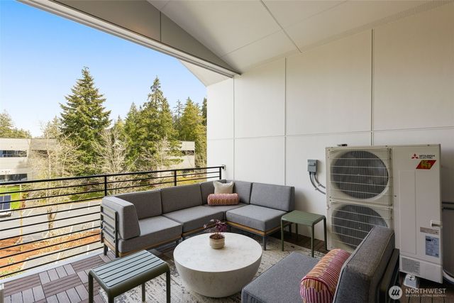 16023 SE 31st Lane, Bellevue, WA 98008