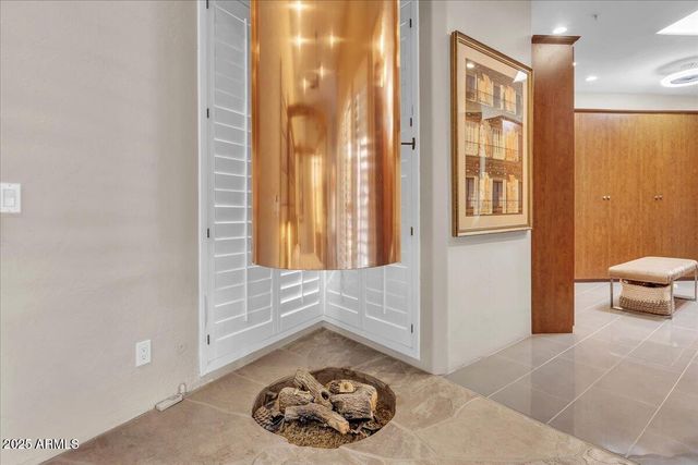 10040 E HAPPY VALLEY Road 300, Scottsdale, AZ 85255