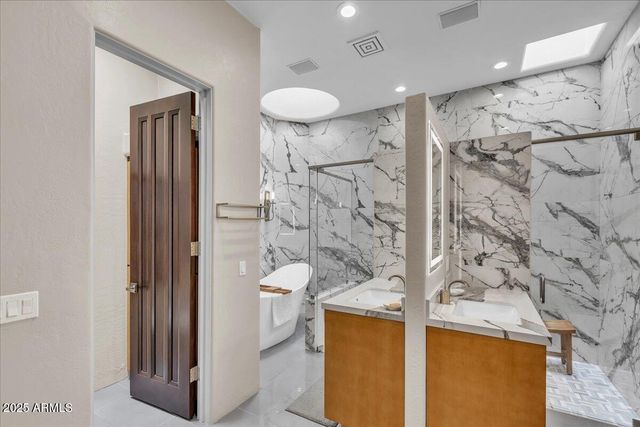 10040 E HAPPY VALLEY Road 300, Scottsdale, AZ 85255
