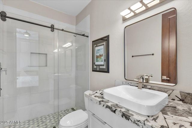 10040 E HAPPY VALLEY Road 300, Scottsdale, AZ 85255