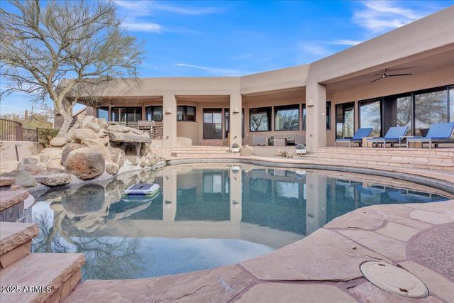 10040 E HAPPY VALLEY Road 300, Scottsdale, AZ 85255