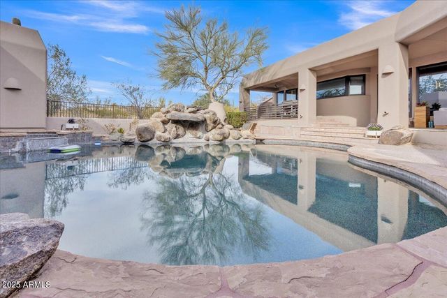 10040 E HAPPY VALLEY Road 300, Scottsdale, AZ 85255