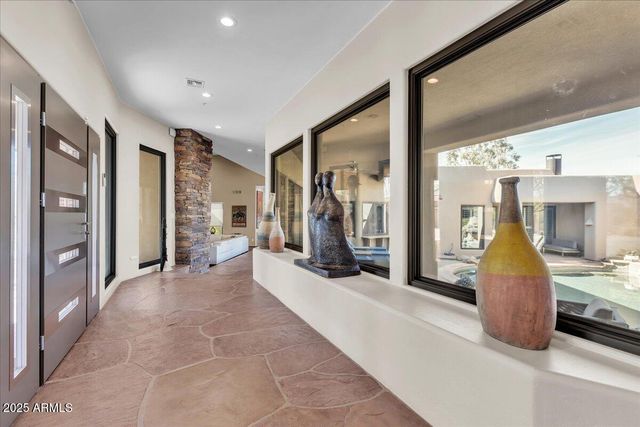 10040 E HAPPY VALLEY Road 300, Scottsdale, AZ 85255